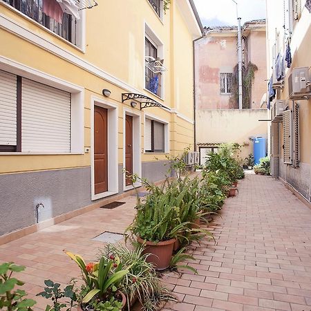 Davi Bed and Breakfast Cagliari Buitenkant foto
