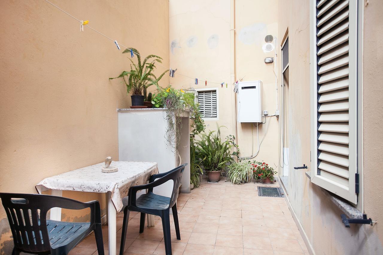 Davi Bed and Breakfast Cagliari Buitenkant foto